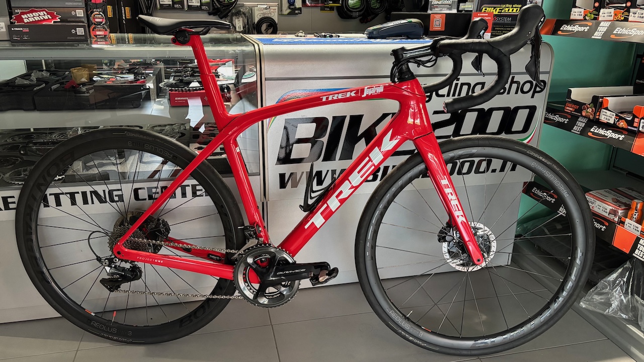 bici-usata-trek-domane-rossa