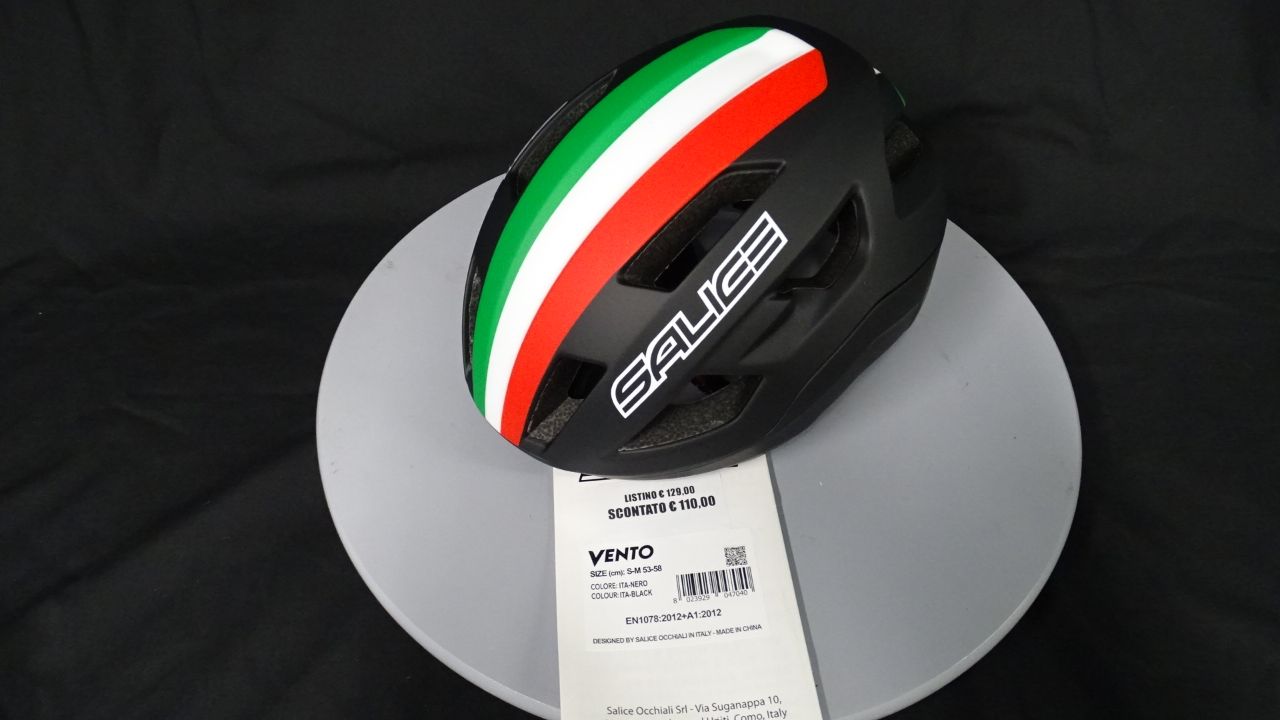 salice-vento-nero-tric