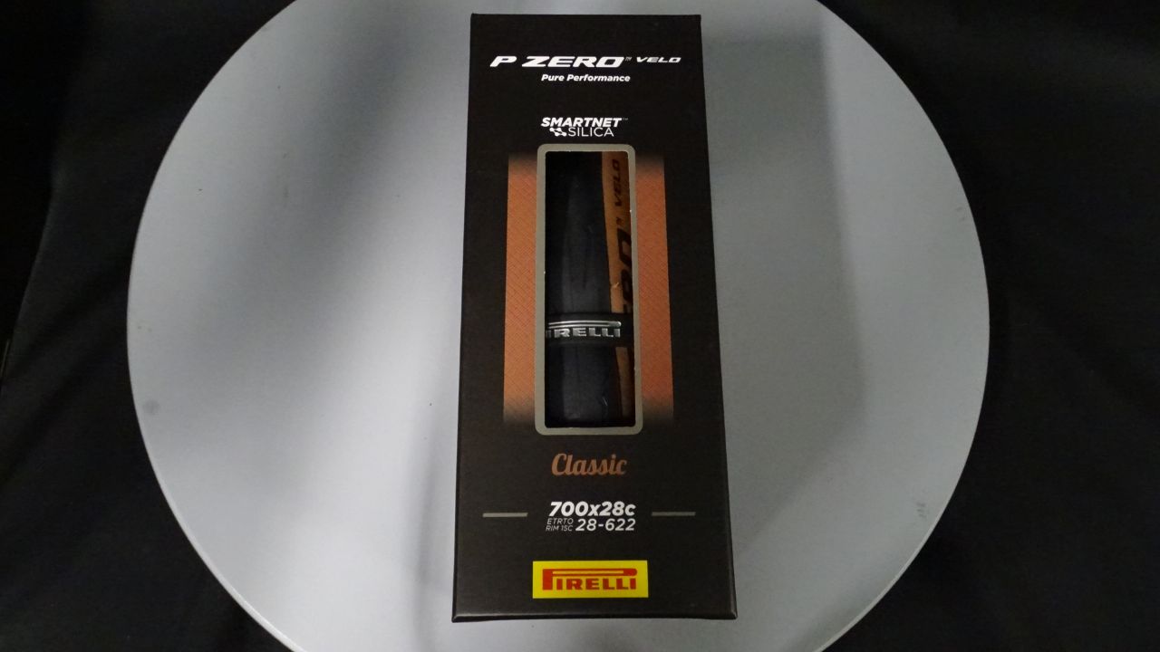 co-pirelli-28-classic